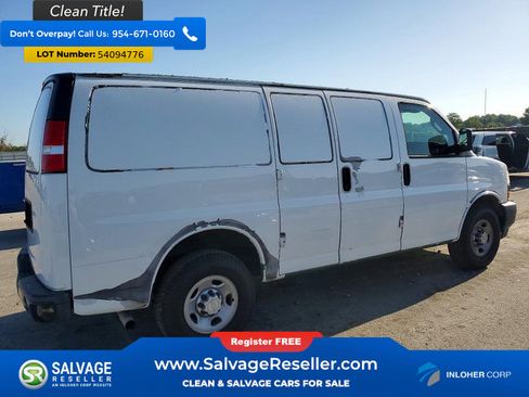 Used 2020 Chevrolet Express 2500 RWD image 4