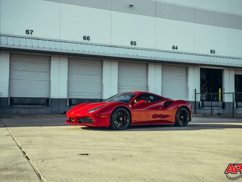 Used 2018 Ferrari 488 GTB image 74