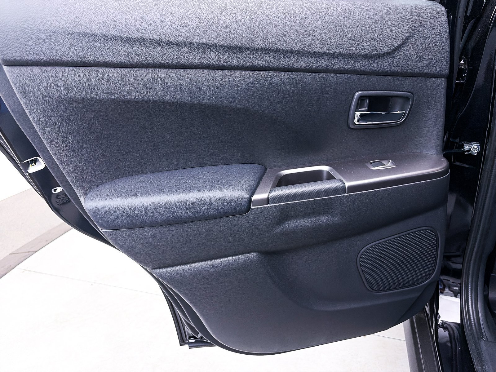 Used 2026 Mitsubishi Outlander Sport SEL AWD/4WD image 22