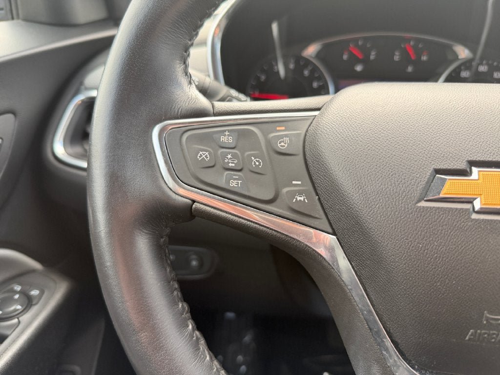Used 2019 Chevrolet Equinox Premier AWD/4WD image 16