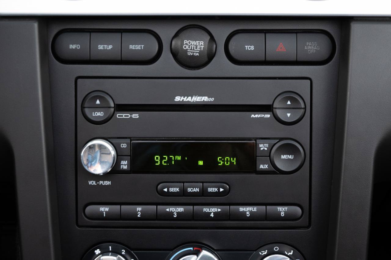 Used 2006 Ford Mustang GT Premium RWD image 29