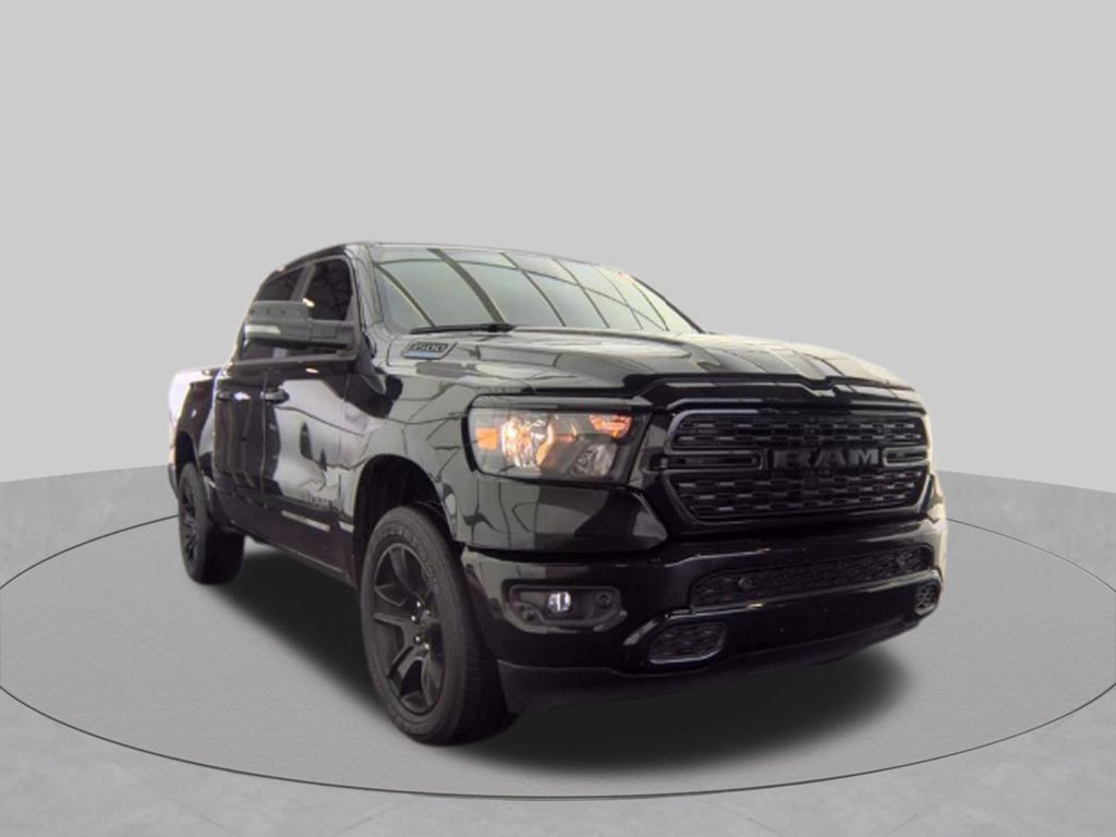 Used 2023 RAM 1500 Big Horn AWD/4WD image 3