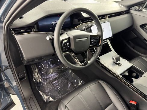 Used 2025 Land Rover Range Rover Evoque S AWD/4WD image 12