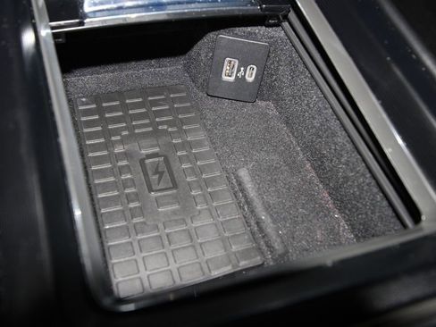 Used 2024 Lincoln Corsair Grand Touring w/ Equipment Group 301A image 18