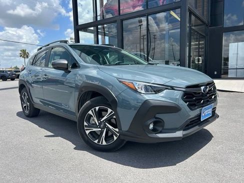 Used 2025 Subaru Crosstrek 2.5i Premium AWD/4WD image 1