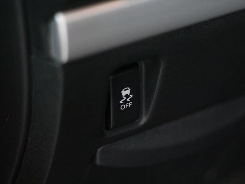 Used 2012 Nissan Sentra 2.0 FWD image 36