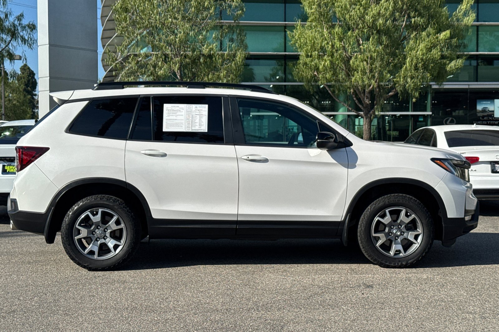 Certified 2023 Honda Passport TrailSport image 3