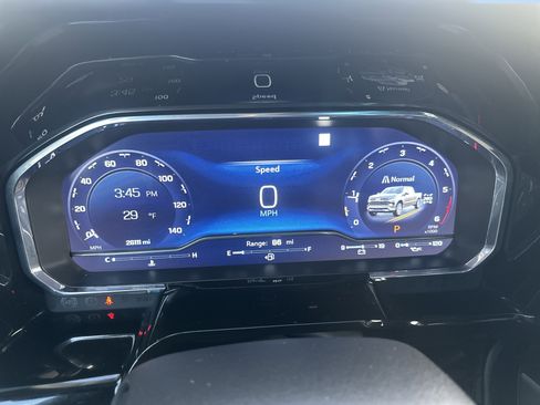 Certified 2023 Chevrolet Silverado 1500 LTZ w/ Technology Package image 19