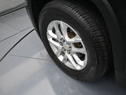 Used 2020 Chevrolet Traverse LT AWD/4WD image 33
