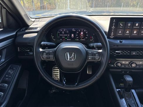 Used 2025 Honda Accord Sport image 18