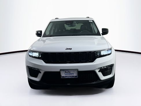 Used 2023 Jeep Grand Cherokee Limited w/ Black Appearance Package image 2