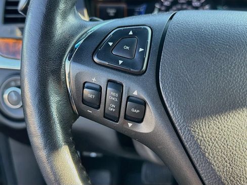 Used 2014 Lincoln MKS AWD w/ Equipment Group 101A image 12