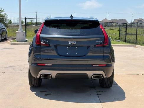 Used 2021 Cadillac XT4 Premium Luxury FWD image 8