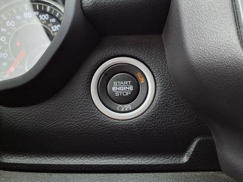 Used 2024 RAM 2500 Big Horn w/ Bed Utility Group image 18