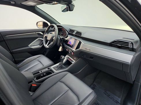 Used 2022 Audi Q3 2.0T Premium AWD/4WD image 29