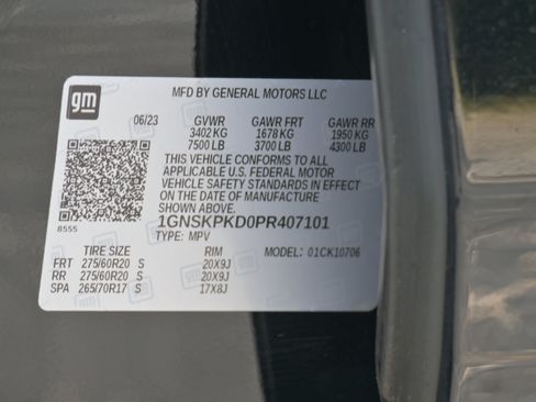 Used 2023 Chevrolet Tahoe Z71 w/ Luxury Package AWD/4WD image 38