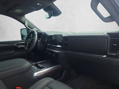 Used 2024 Chevrolet Silverado 2500 LTZ w/ LTZ Plus Package AWD/4WD image 16