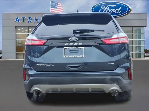 Used 2024 Ford Edge Titanium image 6