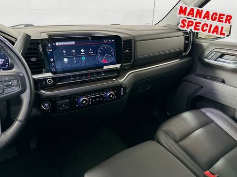 Used 2025 GMC Sierra 1500 SLT AWD/4WD image 24