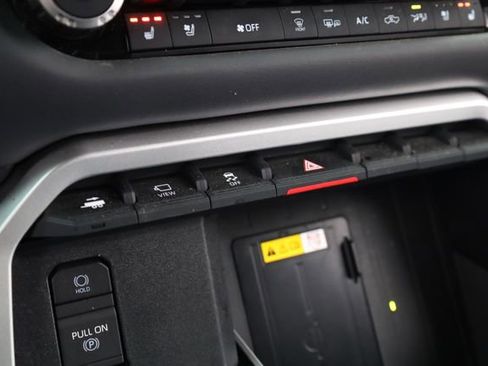 Used 2024 Toyota Tundra Platinum image 20