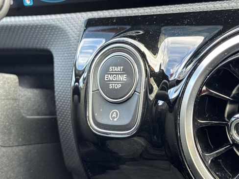 Used 2020 Mercedes-Benz CLA 250 4MATIC image 5