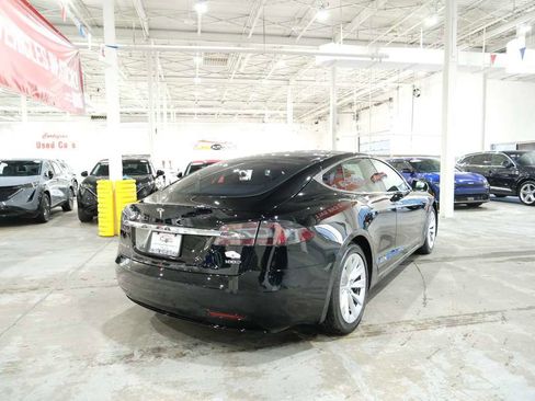 Used 2018 Tesla Model S 100D image 12