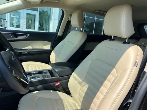 Used 2024 Ford Edge SEL w/ Cargo Accessory Package AWD/4WD image 14