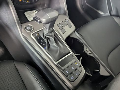 New 2026 Kia Sportage EX FWD image 21