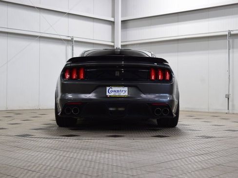 Used 2017 Ford Mustang Shelby GT350 RWD image 7