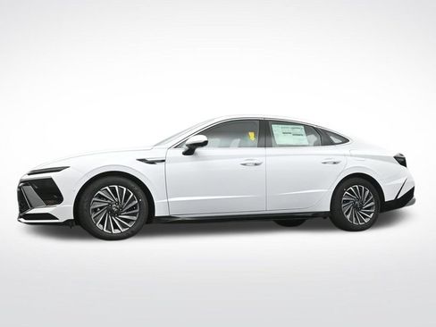 New 2026 Hyundai Sonata Limited FWD image 11
