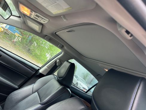 Used 2019 Toyota Corolla XSE FWD image 20