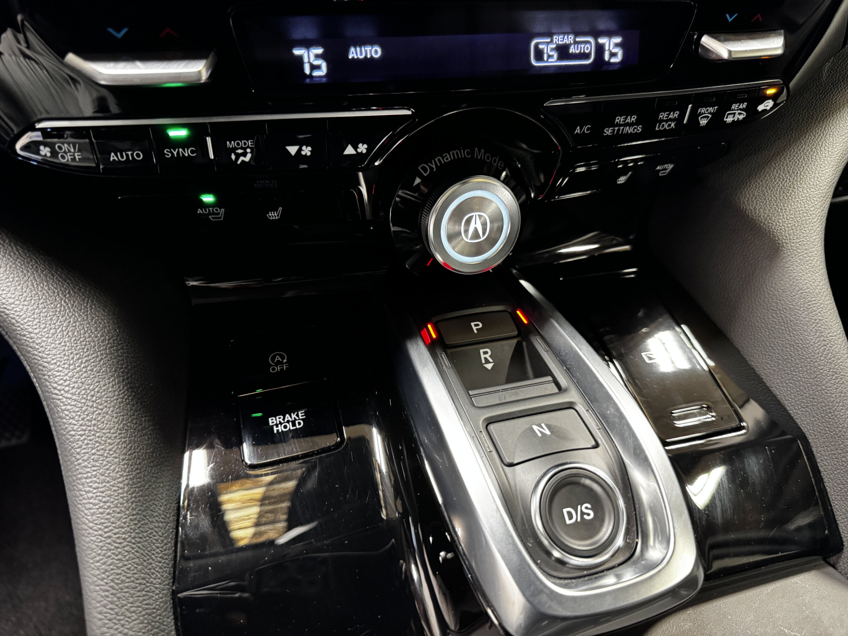 Used 2026 Acura MDX FWD image 27