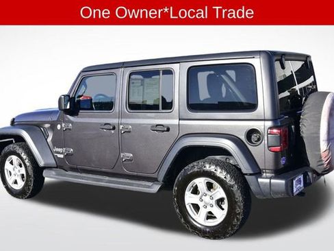 Used 2020 Jeep Wrangler Unlimited Sport S image 3