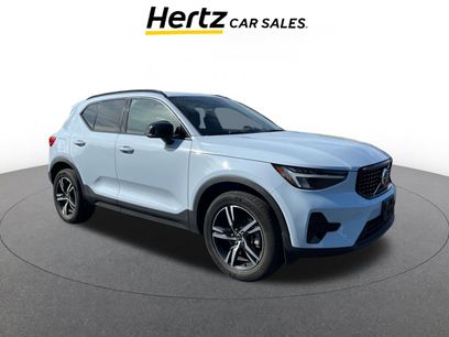 Used 2024 Volvo XC40 B5 Core
