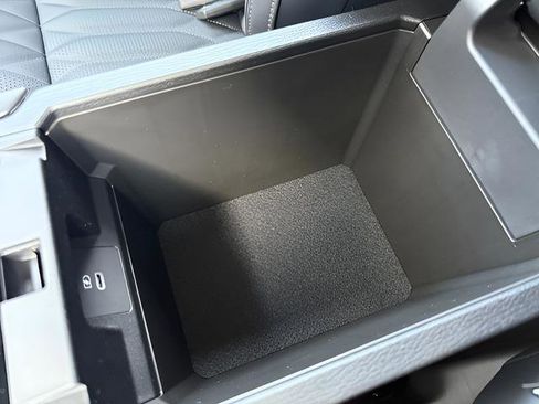 New 2026 Mitsubishi Outlander SEL FWD image 23