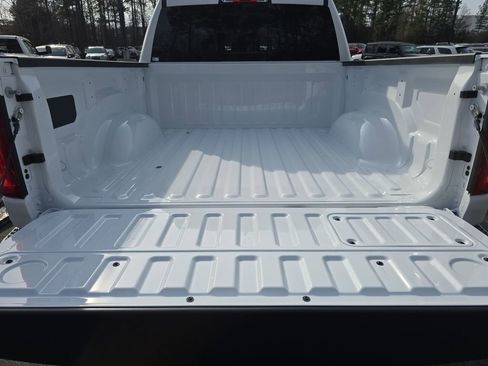 New 2026 RAM 1500 Laramie AWD/4WD image 13
