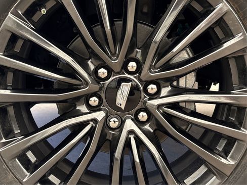 New 2025 Cadillac Escalade ESV Sport Platinum image 13