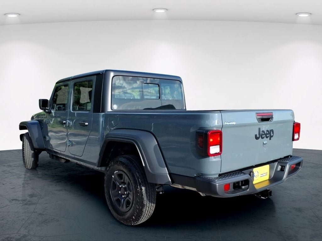 New 2026 Jeep Gladiator Sport AWD/4WD image 7