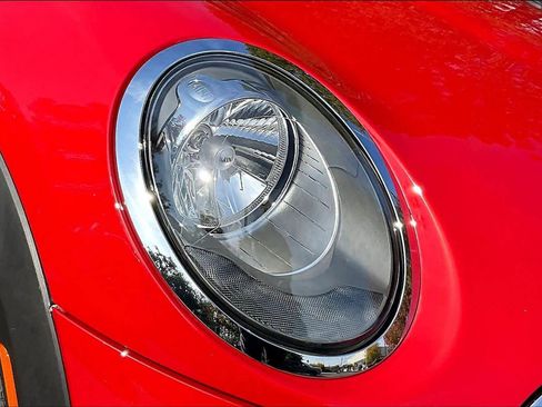 Used 2017 MINI Cooper S image 29