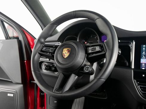 Certified 2025 Porsche Macan Turbo image 30