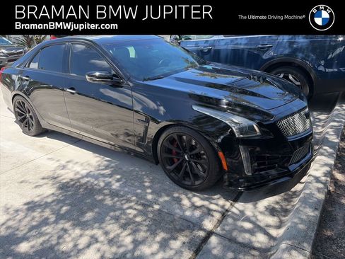 Used 2019 Cadillac CTS V w/ Luxury Package RWD image 1