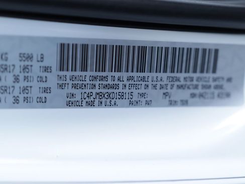 Used 2019 Jeep Cherokee Trailhawk w/ Cold Weather Group image 39