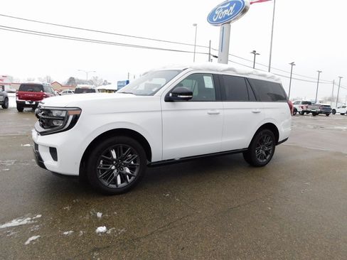 New 2025 Ford Expedition Platinum w/ Stealth Performance Package image 7