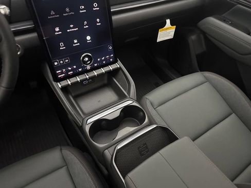 New 2026 GMC Terrain AT4 w/ Convenience Package III AWD/4WD image 17