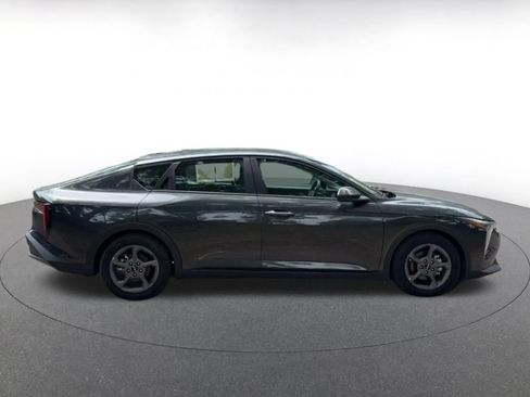 Used 2025 Kia K4 FWD image 17