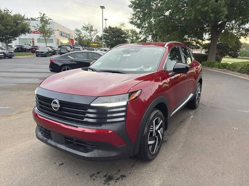 New 2026 Nissan Kicks SV image 3