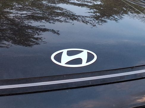 Used 2024 Hyundai Kona SEL w/ Convenience Package image 8