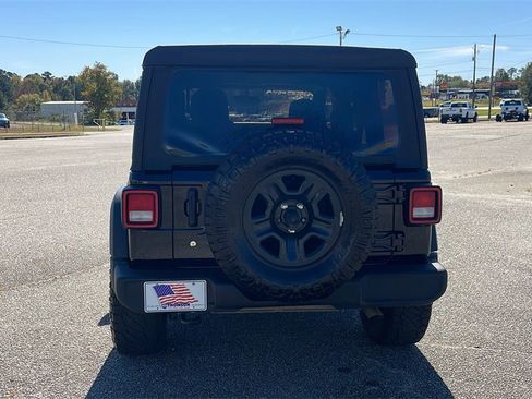 Used 2020 Jeep Wrangler Unlimited Sport image 7