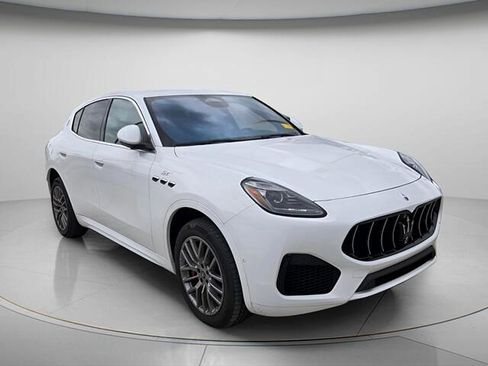 Used 2023 Maserati Grecale GT AWD/4WD image 4