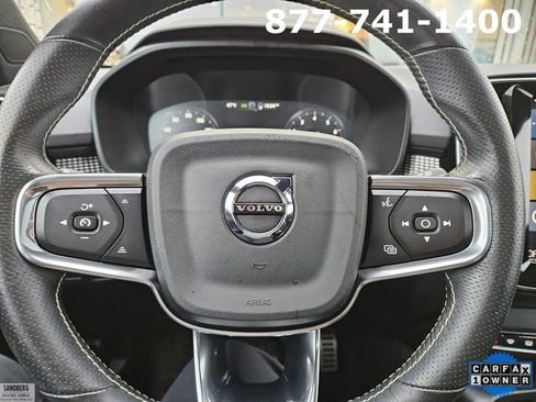 Used 2021 Volvo XC40 T5 R-Design w/ Climate Package image 20